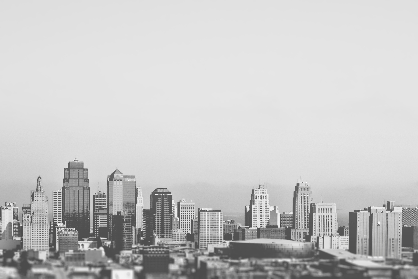 Black and White Picture of Buildings